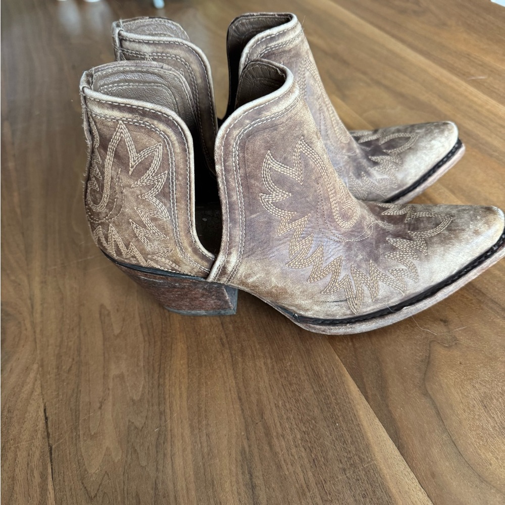 Ariat Dixon Ankle Boots - Picture 4 of 6